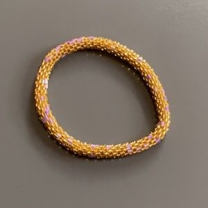 Good and purple beaded bracelet